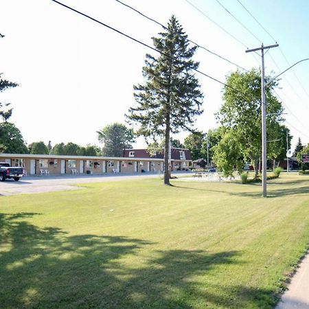 Walkerton Inn Motel Exterior foto